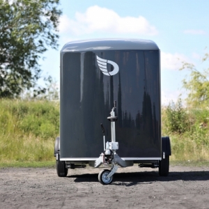 REMOLQUE DE CARGA Y CAJA CERRADA DEBON ROADSTER 300 